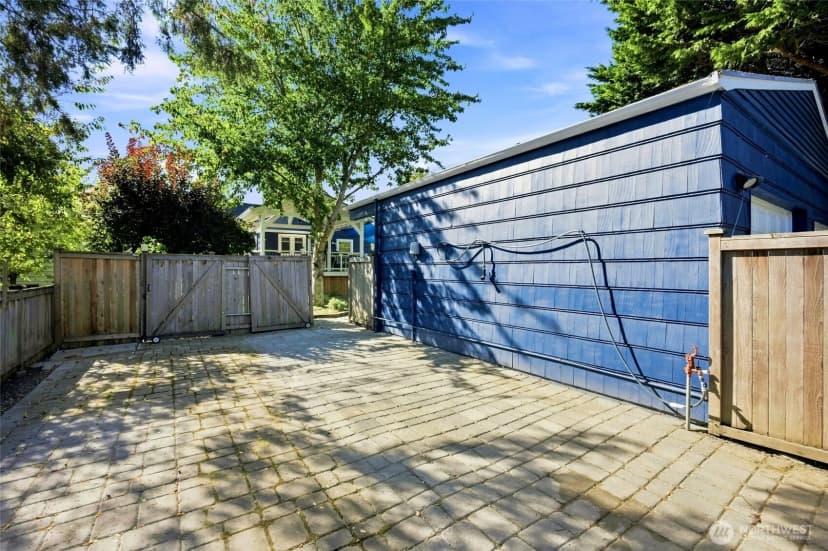 Property photo for 10532 Evanston Avenue N, Seattle photo 37
