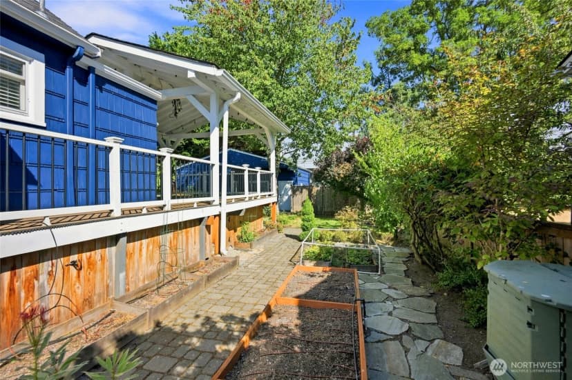 Property photo for 10532 Evanston Avenue N, Seattle photo 40