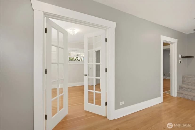 Property photo for 10532 Evanston Avenue N, Seattle photo 10