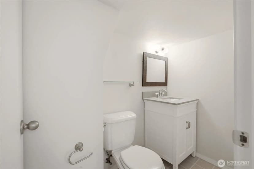 Property photo for 10532 Evanston Avenue N, Seattle photo 20