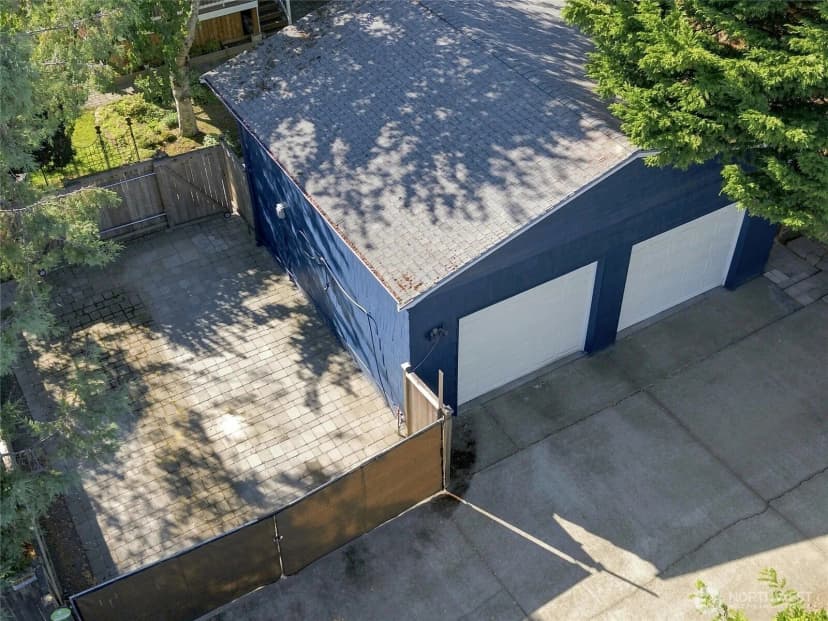 Property photo for 10532 Evanston Avenue N, Seattle photo 38