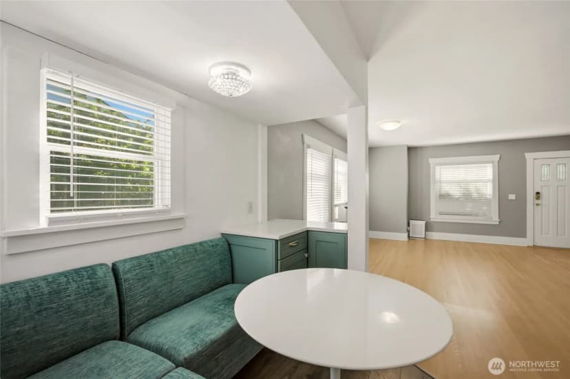 Property photo for 10532 Evanston Avenue N, Seattle photo 15