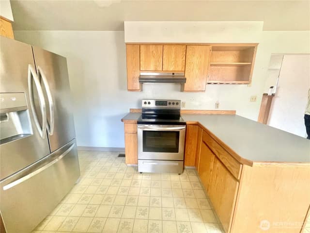 Property photo for 610 Sw Front Avenue, Castle Rock photo 5