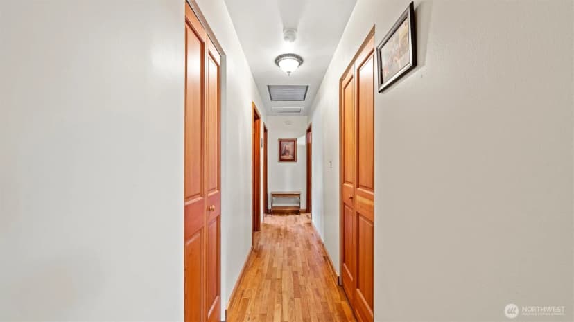 Property photo for 209 S 7th Street, Dayton photo 14
