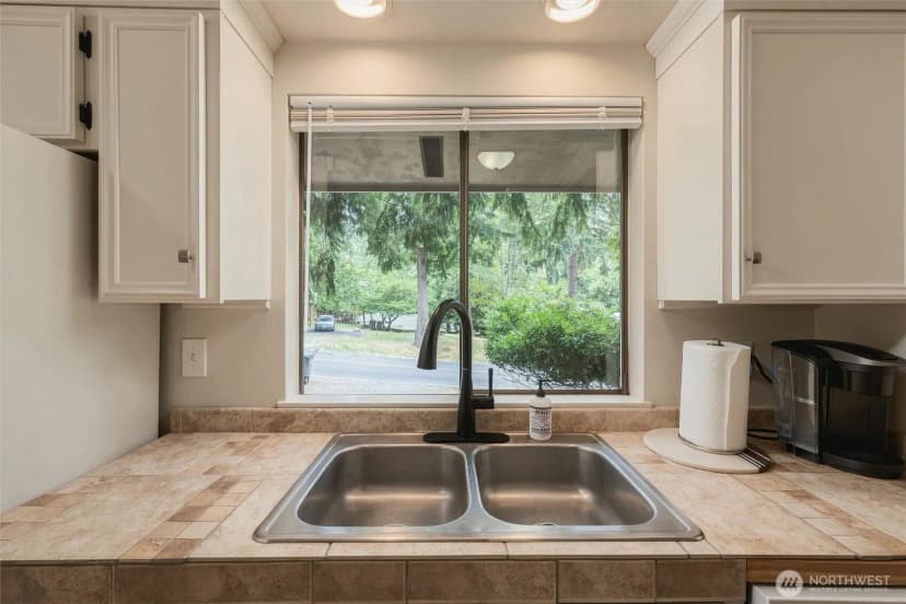 Property photo for 50 Sudden Valley Drive, Bellingham photo 10