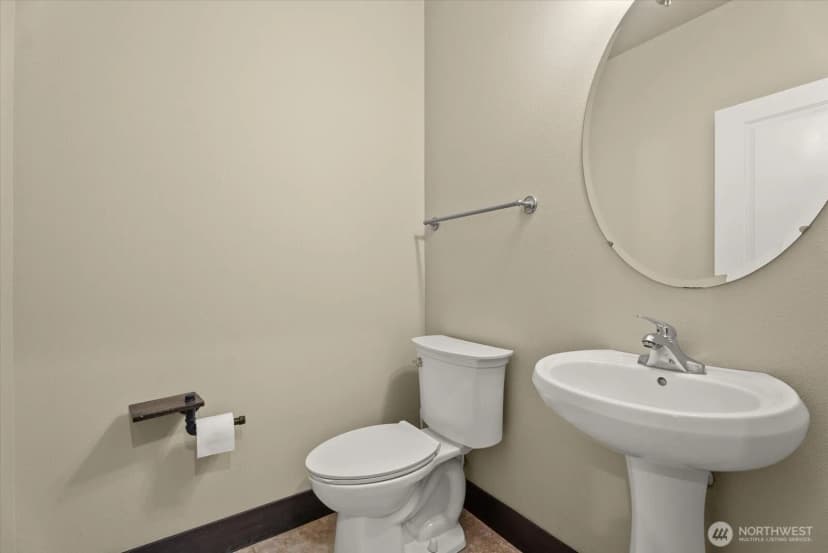 Property photo for 1357 Elma Place Ne, Renton photo 14