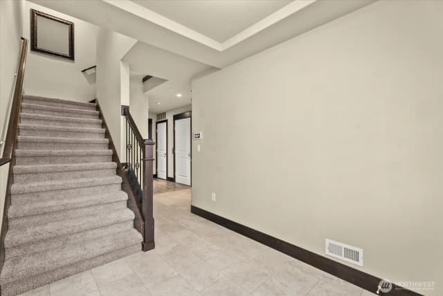 Property photo for 1357 Elma Place Ne, Renton photo 2