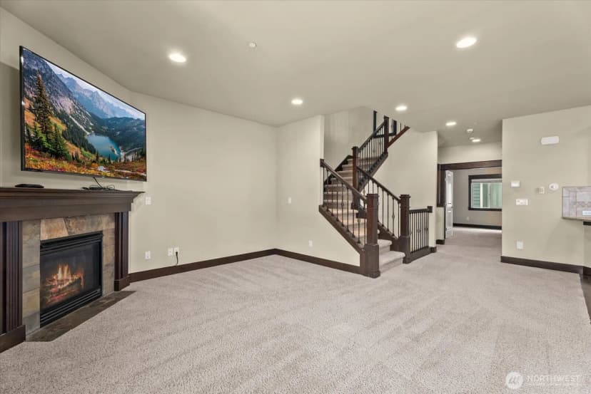 Property photo for 1357 Elma Place Ne, Renton photo 11