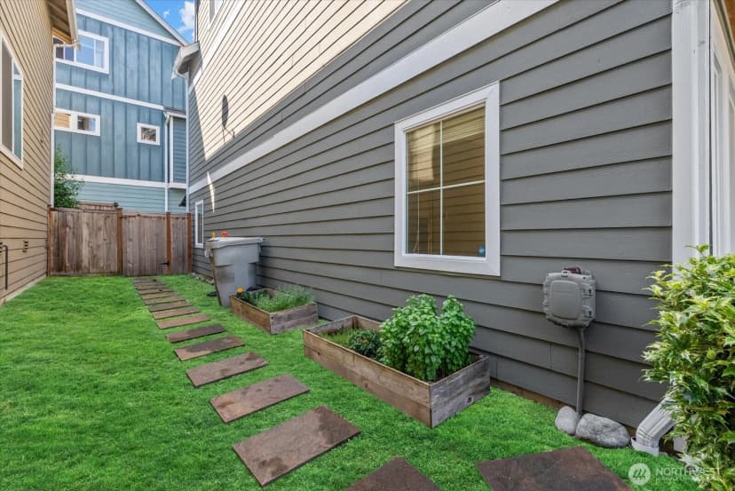 Property photo for 1357 Elma Place Ne, Renton photo 30