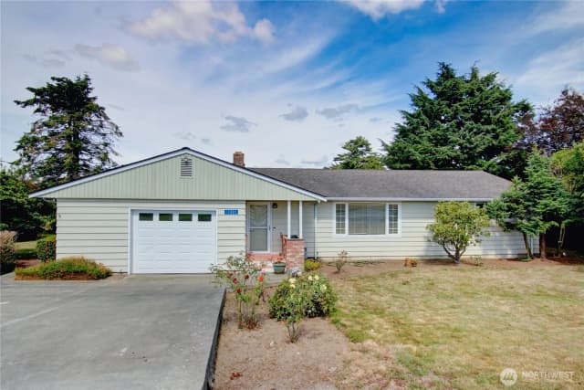 Property photo for 17483 Peterson Road, Burlington