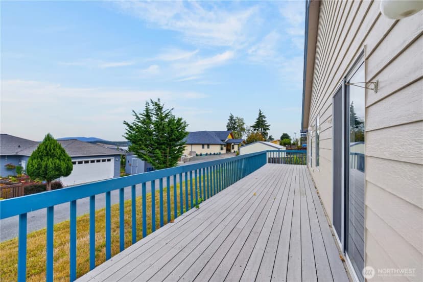 Property photo for 3812 W 3rd Street, Anacortes photo 27