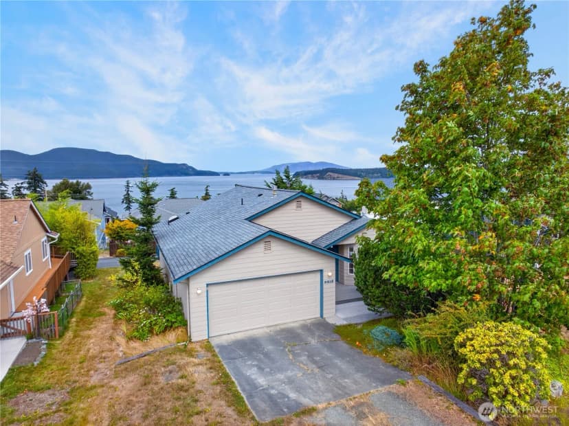 Property photo for 3812 W 3rd Street, Anacortes photo 37