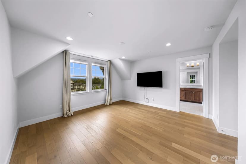 Property photo for 26728 Ne Walden Way, Duvall photo 17