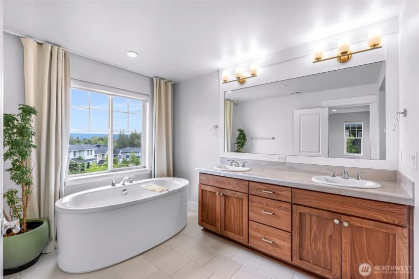 Property photo for 26728 Ne Walden Way, Duvall photo 18