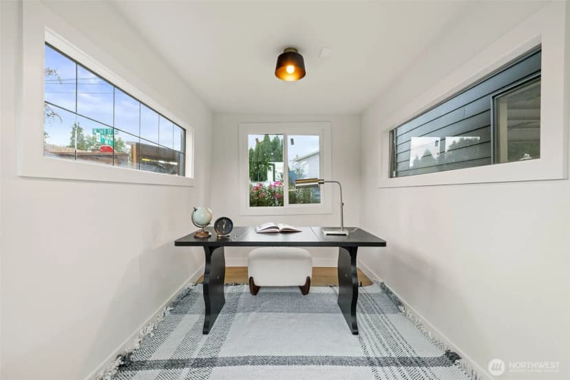 Property photo for 16301 Wallingford Avenue N, Shoreline photo 25