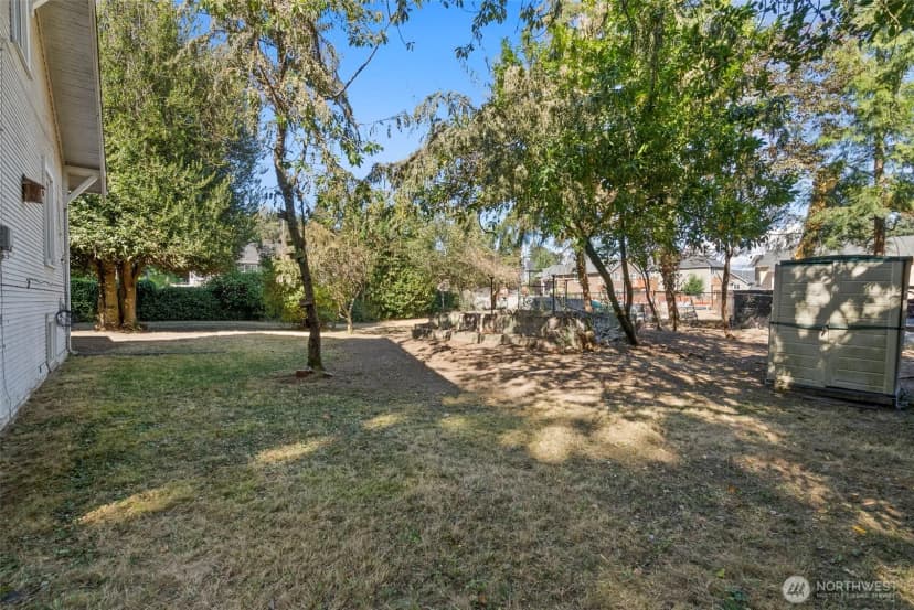 Property photo for 419 S 150th Street, Burien photo 27