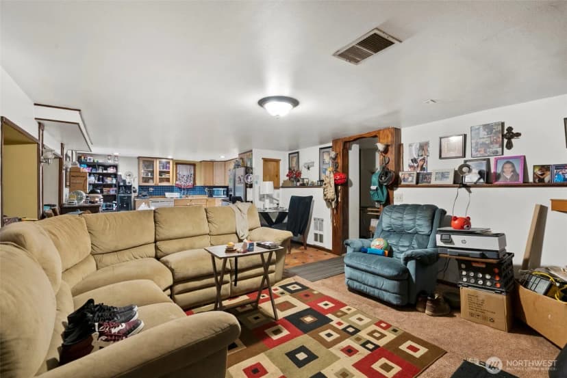 Property photo for 419 S 150th Street, Burien photo 25