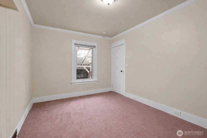 Property photo for 419 S 150th Street, Burien photo 16