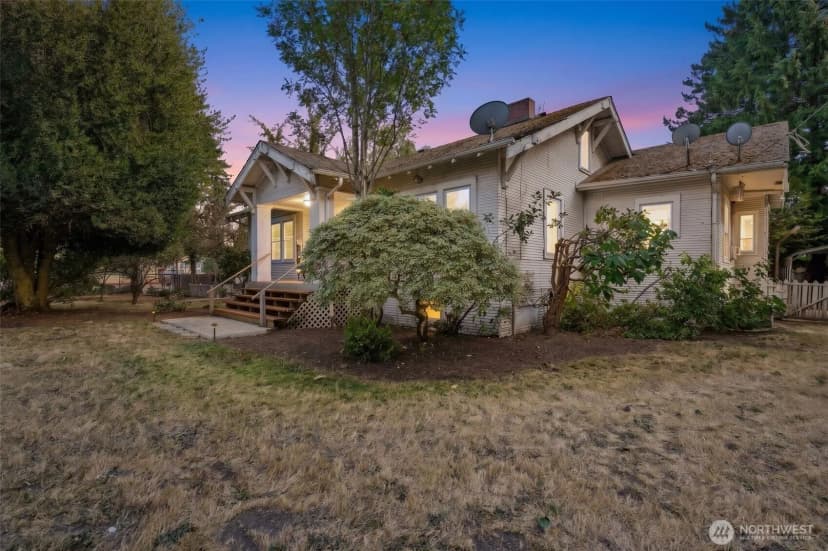 Property photo for 419 S 150th Street, Burien photo 6