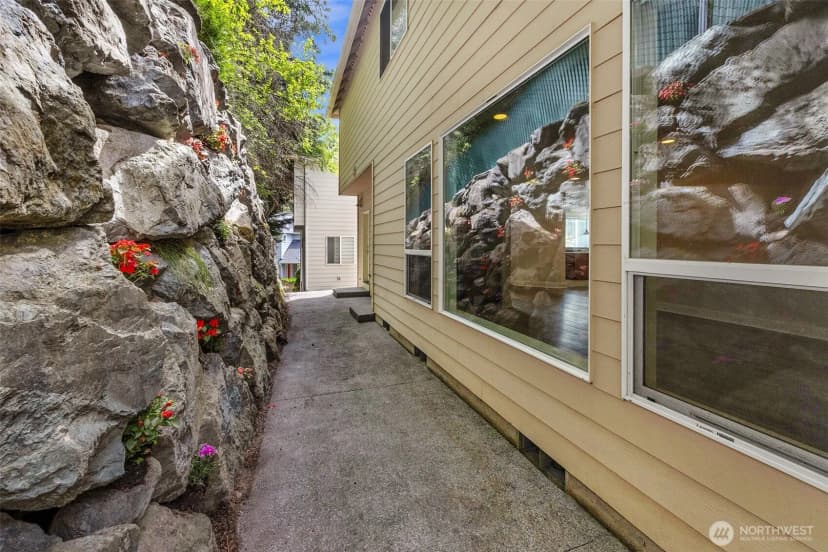 Property photo for 13630 Ne 203rd Street, Woodinville photo 29