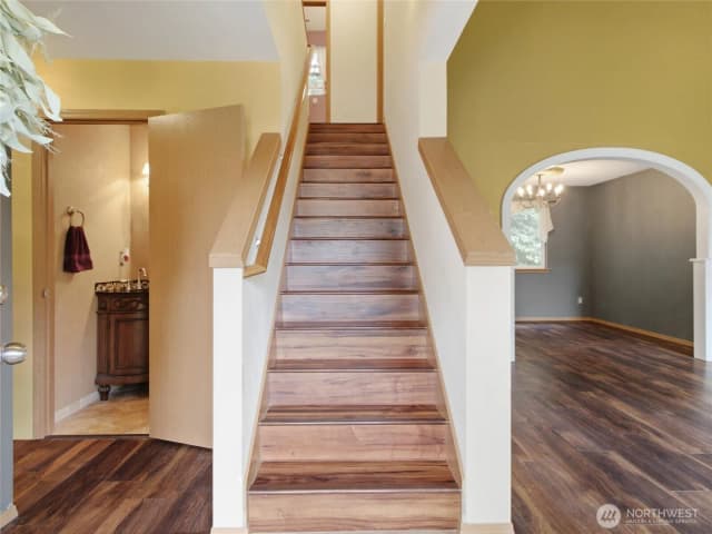 Property photo for 2977 Ne Loyola St, Bremerton photo 5