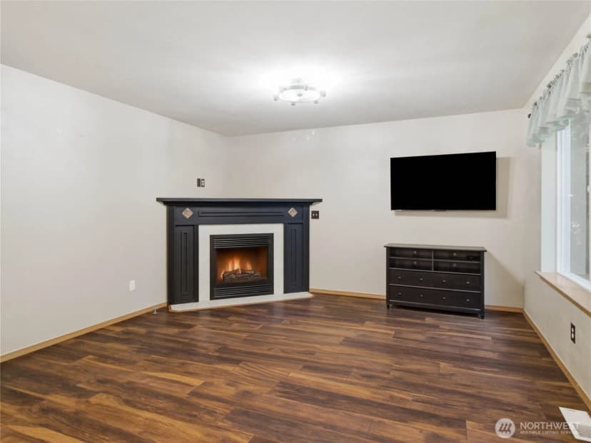 Property photo for 2977 Ne Loyola St, Bremerton photo 13