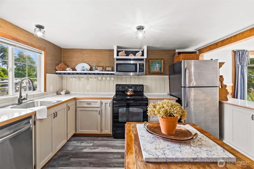 Property photo for 1623 S Broadway Street, Westport photo 8