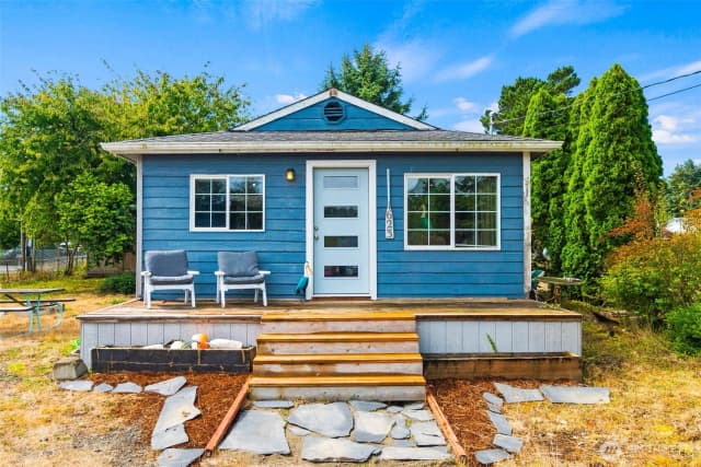 Property photo for 1623 S Broadway Street, Westport