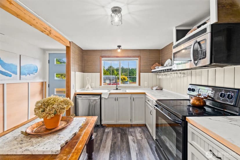 Property photo for 1623 S Broadway Street, Westport photo 11