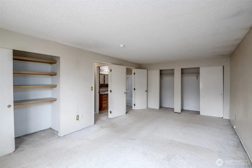 Property photo for 8858 81st Avenue Sw, Lakewood photo 10