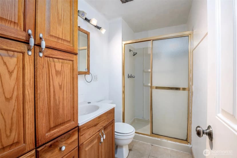 Property photo for 8858 81st Avenue Sw, Lakewood photo 14
