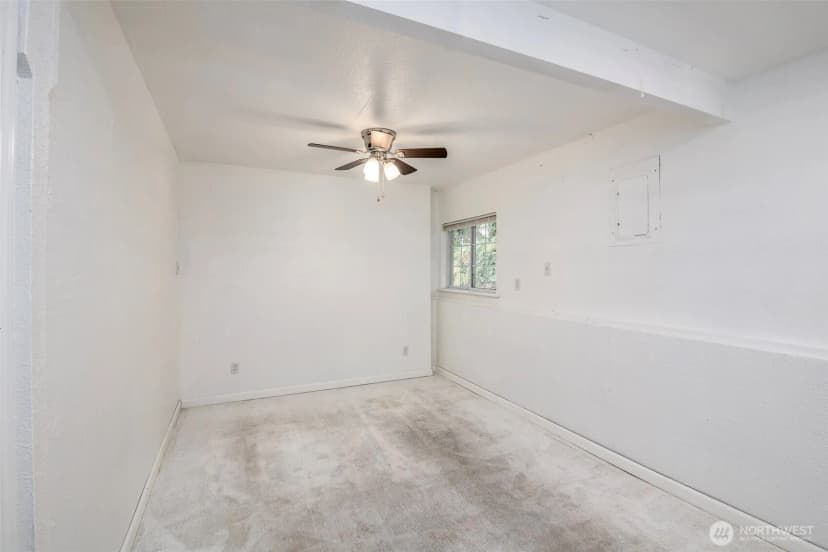 Property photo for 8858 81st Avenue Sw, Lakewood photo 12