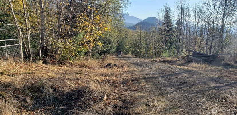 Property photo for 365 Xx Cumberland Ridge Road Se, Enumclaw photo 26