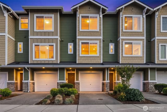 Property photo for 3439 31st Drive, Everett