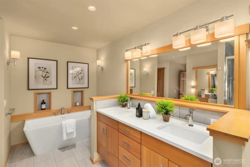 Property photo for 10793 Ne Bill Point Drive, Bainbridge Island photo 23