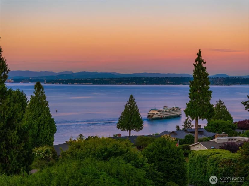 Property photo for 10793 Ne Bill Point Drive, Bainbridge Island photo 2