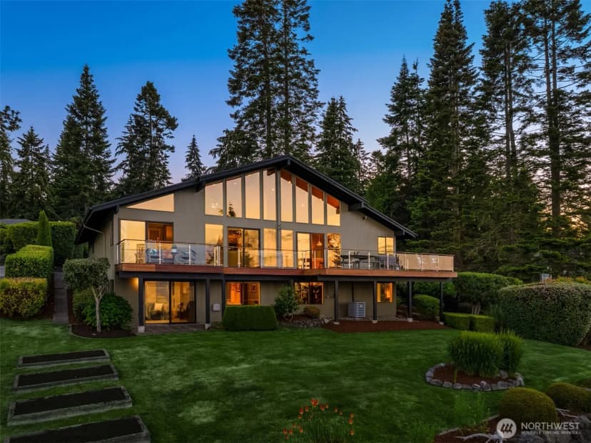 Property photo for 10793 Ne Bill Point Drive, Bainbridge Island photo 3