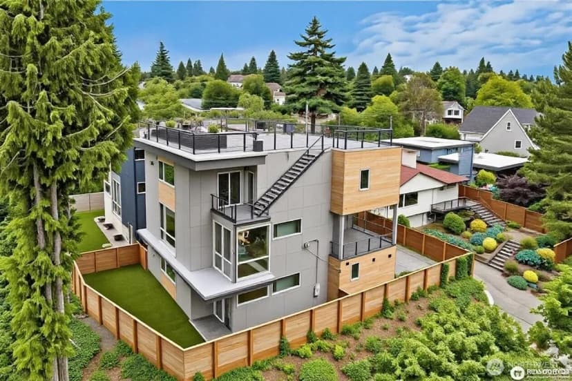 Property photo for 3319 W Elmore Street, Seattle photo 22