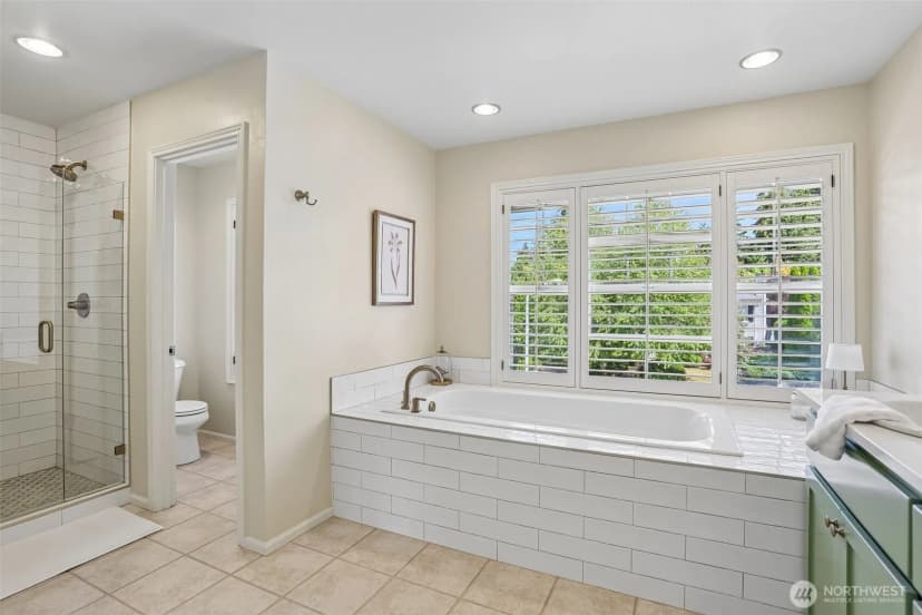 Property photo for 4371 232 Court Se, Sammamish photo 34