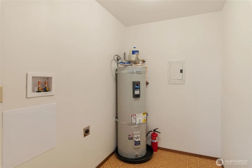 Property photo for 3350 Narrows View Lane Ne #203, Bremerton photo 15