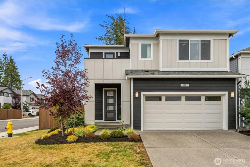 Property photo for 6302 206th Place Sw, Lynnwood photo 2