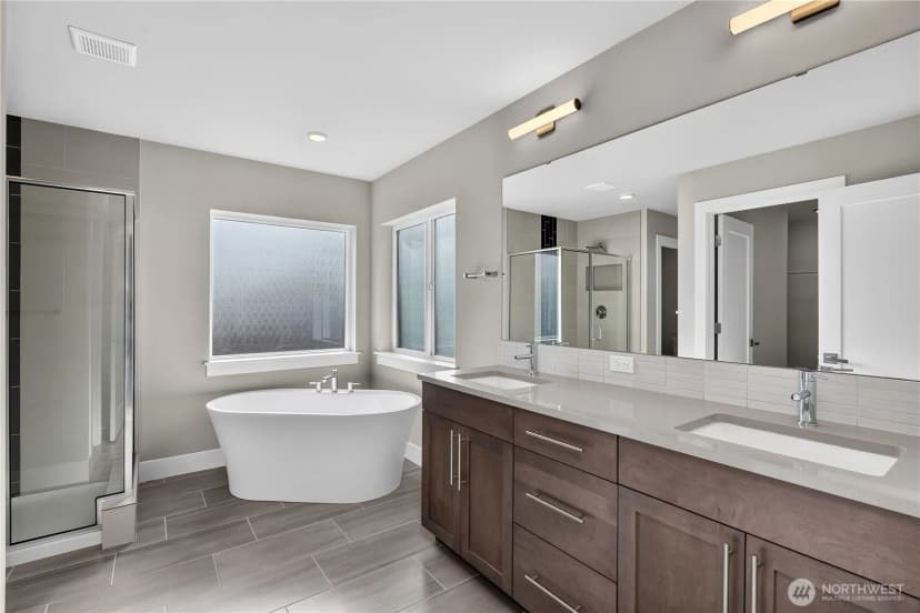 Property photo for 6302 206th Place Sw, Lynnwood photo 29