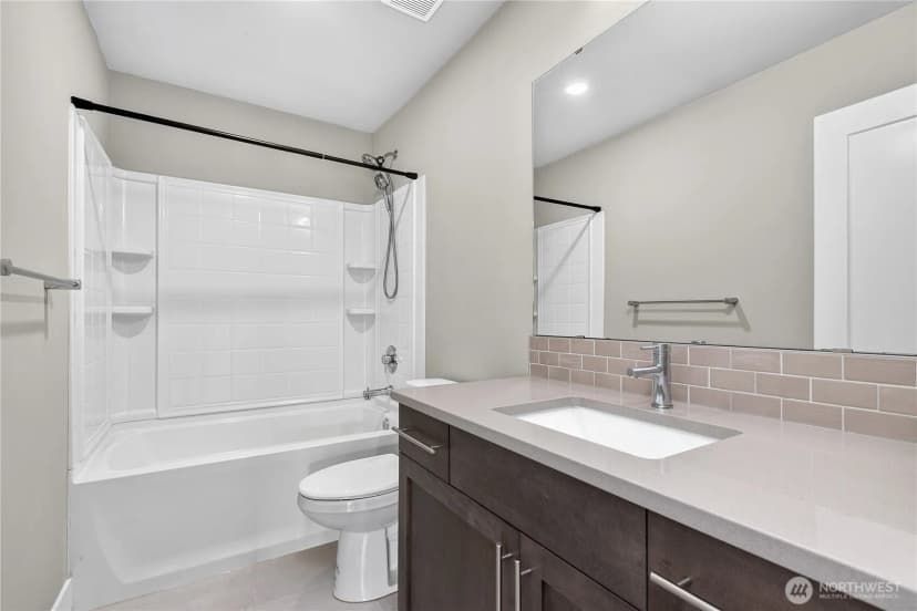 Property photo for 6302 206th Place Sw, Lynnwood photo 24