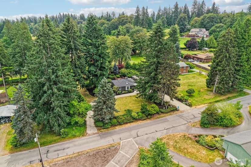 Property photo for 15825 Se 116th Street, Renton photo 34