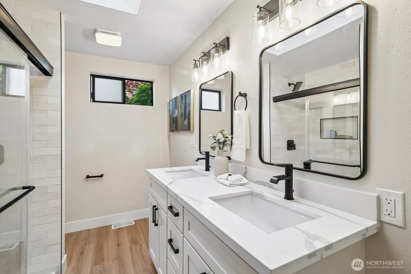 Property photo for 15825 Se 116th Street, Renton photo 15