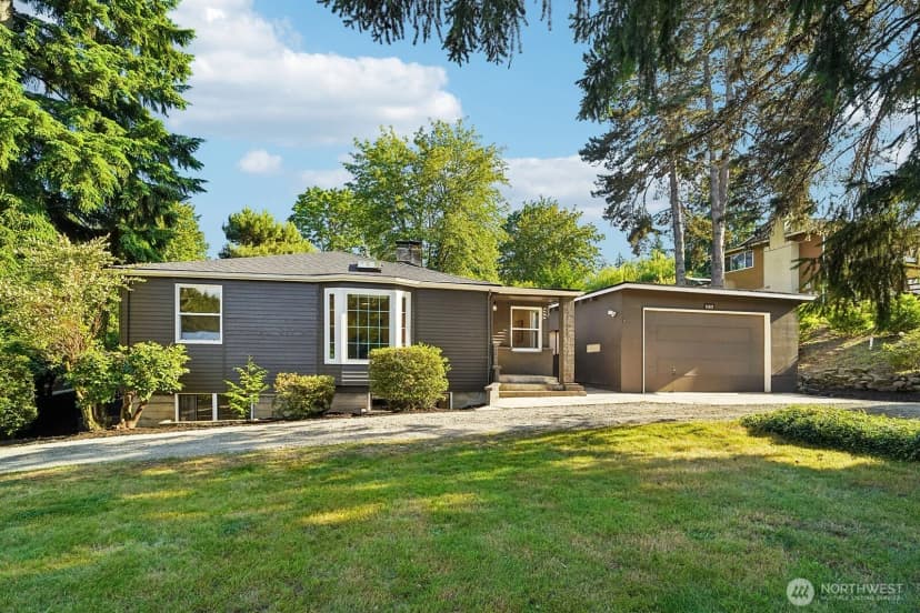 Property photo for 15825 Se 116th Street, Renton