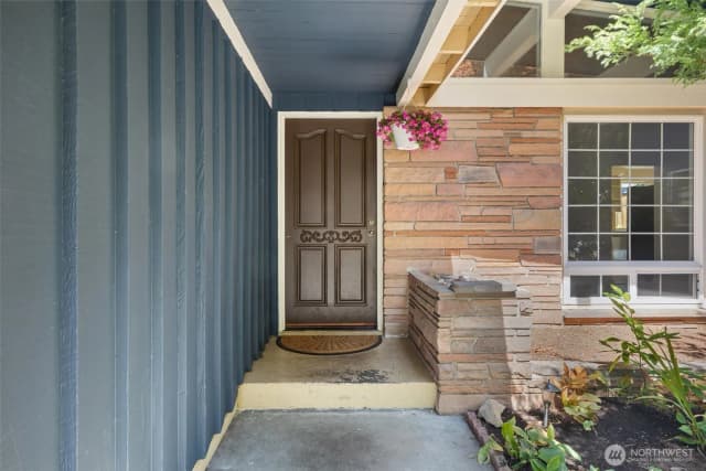 Property photo for 1216 N 172nd Street, Shoreline photo 2