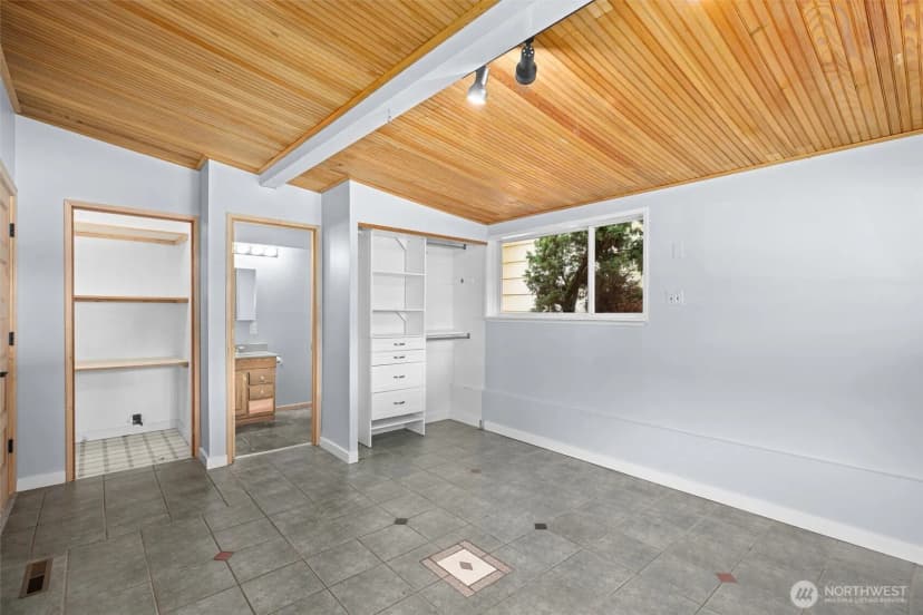 Property photo for 1216 N 172nd Street, Shoreline photo 14