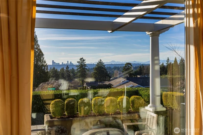 Property photo for 9400 Vineyard Crest, Bellevue photo 12