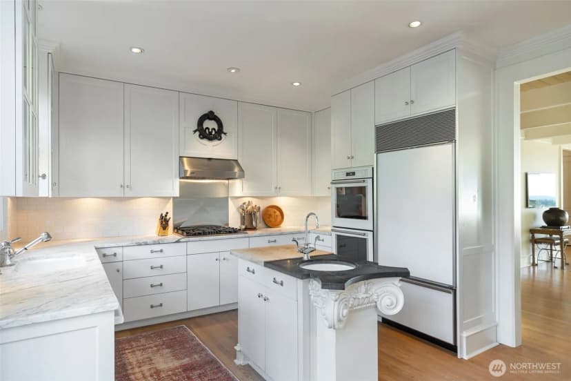 Property photo for 9400 Vineyard Crest, Bellevue photo 15
